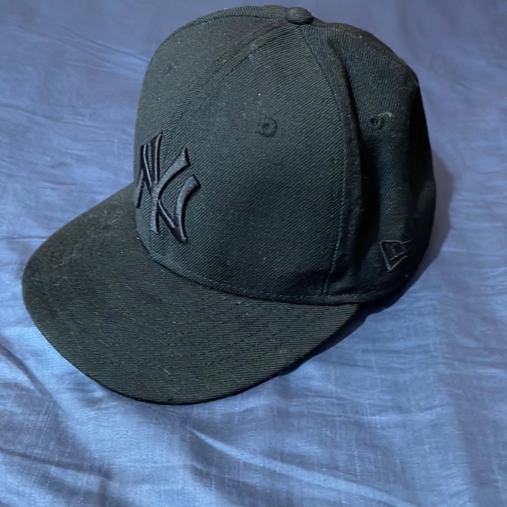 Yankee's All Black New Era Fitted Cap - 7